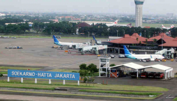 Gambar Travel Bandara Soekarno Hatta Garut
